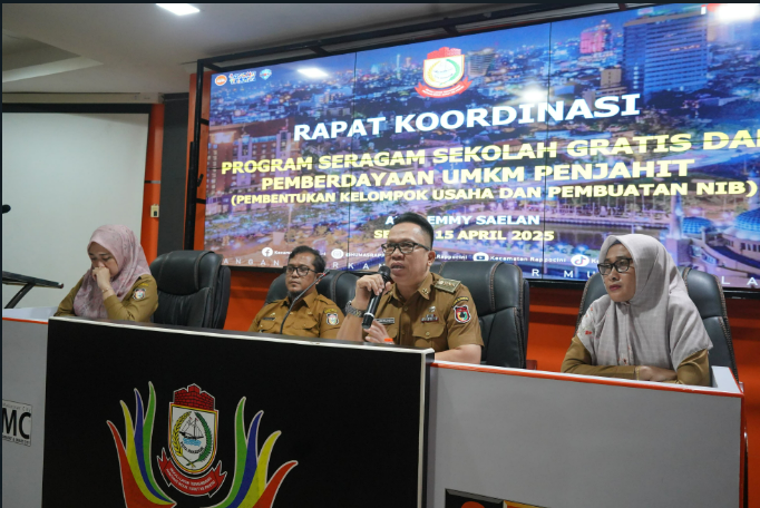 Gambar Rapat Koordinasi Program Seragam Sekolah Gratis dan Pemberdayaan UMKM